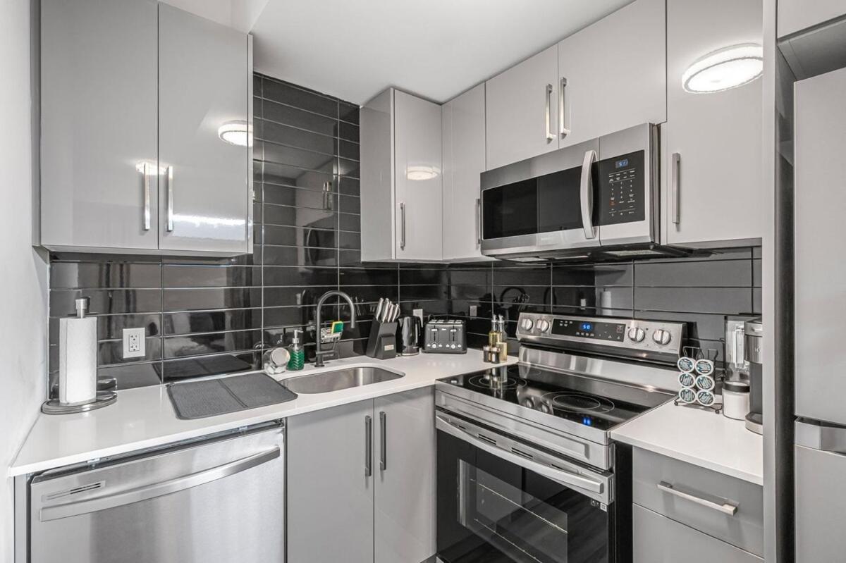 Apartment Cozy 2br Family Friendly Retreat With Parking And Just 6 Minutes Away From Niagara Falls